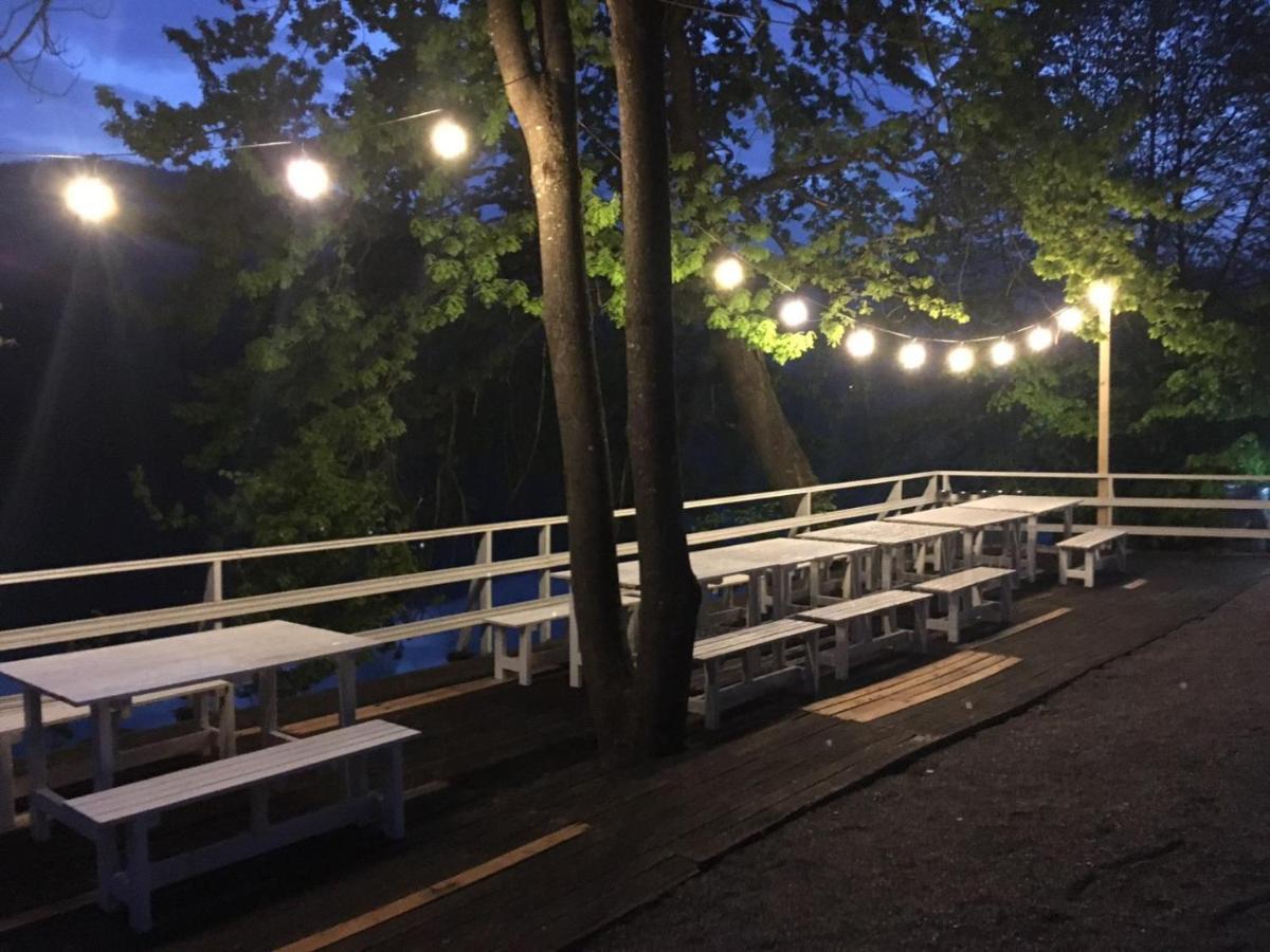 Una Kamp Otel Bosanska Krupa Dış mekan fotoğraf