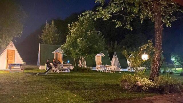 Una Kamp Otel Bosanska Krupa Dış mekan fotoğraf