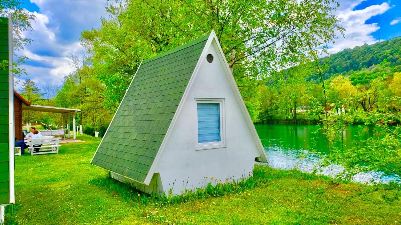 Una Kamp Otel Bosanska Krupa Dış mekan fotoğraf